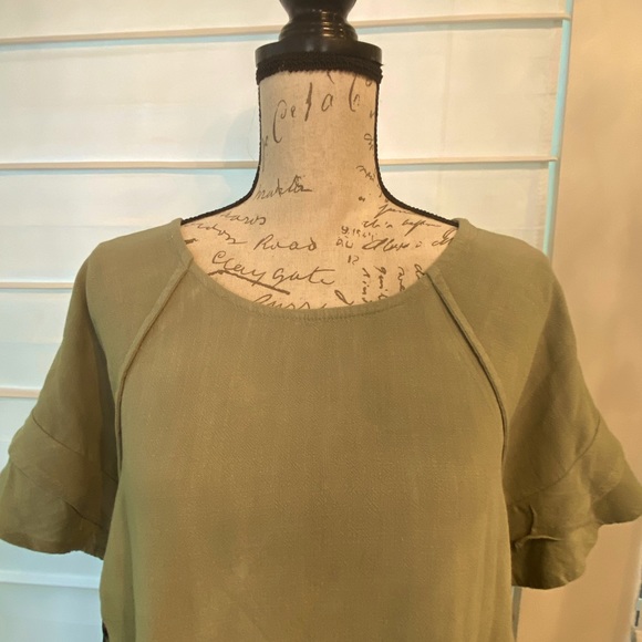 Umgee Top Sage Green with Leopard Print under arms- size M - Picture 4 of 10